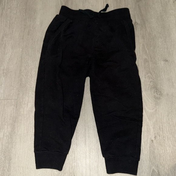 2T Pants Bundle - boys pants from various (Cat & Jack, Disney) - Picture 5 of 5